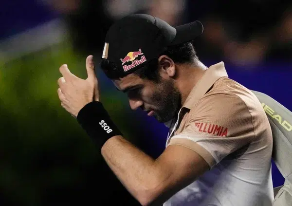 Che c&rsquo;entra Berrettini con gli ultras dell'Inter e la 'ndrangheta? E come sta dopo l'infortunio agli addominali?