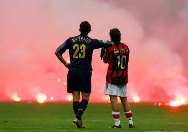 Il calcio &egrave; morto: dai legami criminali delle curve di Inter e Milan alla Roma di Friedkin (a lezione da Diletta Leotta), fino al razzismo (Verona) e ai fallimenti (Genoa e Palermo). Ecco chi sono i nuovi "calciomortari"&hellip; 