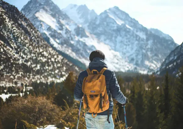 Avventure all'aria aperta? Ecco quali sono gli accessori e l'attrezzatura indispensabile per una vera esperienza outdoor 