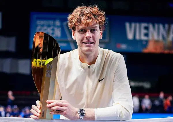 Bottazzi: &ldquo;Sinner? Altro che doping, ecco come Jannik &egrave; diventato numero uno al mondo". Tra passione per il tennis, Vagnozzi, famiglia, sci, calcio, tutti i segreti del suo successo