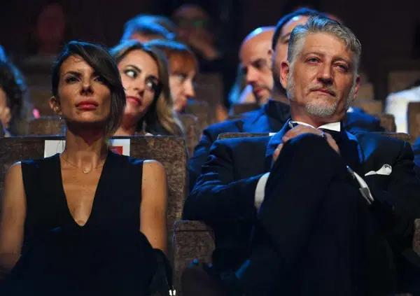 Perch&eacute; si &egrave; dimesso Francesco Spano, capo di gabinetto del ministero della Cultura? C'entra il contratto al Maxxi affidato dal marito Marco Carnabuci? E Alessandro Giuli, che era presidente, con l'inchiesta di Report rischia... 