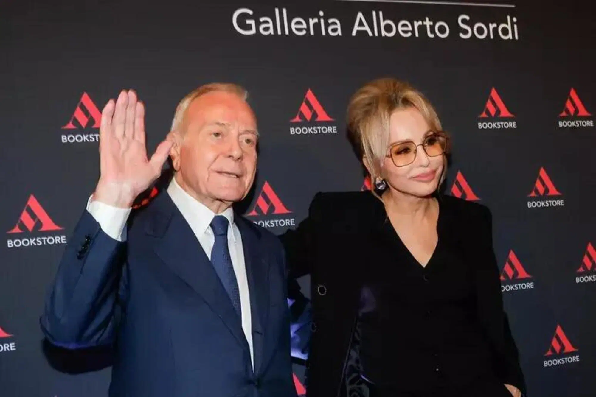Marina Berlusconi ed Enrico Letta all'inaugurazione della nuova Mondadori alla Galleria Sordi di Roma