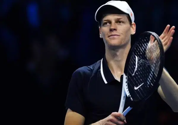 Fabrizio Corona attacca Jannik Sinner sul caso doping: "Ecco perch&eacute; &egrave; colpevole. Mi aveva appassionato al tennis, ma...". E d&agrave; ragione a Nick Kyrgios...