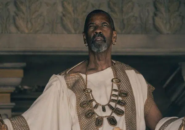 Abbiamo visto Il Gladiatore 2 al cinema, ma com&rsquo;&egrave;? Vi spieghiamo perch&eacute; nel film di Ridley Scott c'&egrave; solo un personaggio credibile, quello di Denzel Washington&hellip;