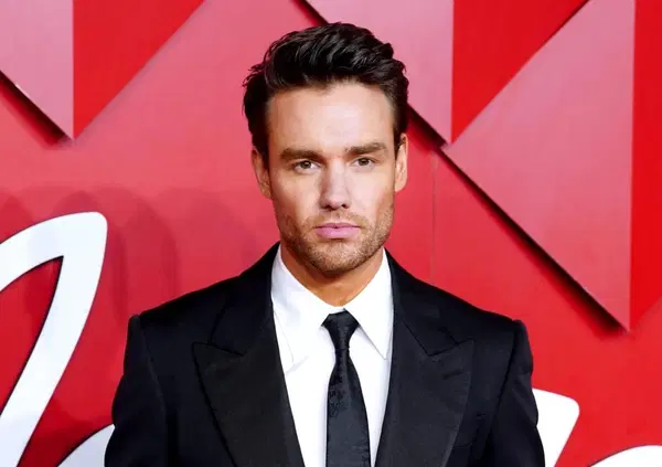 Morte di Liam Payne, ecco l&rsquo;amicizia che pu&ograve; essere costata la vita (per droga) al cantante ex One Direction