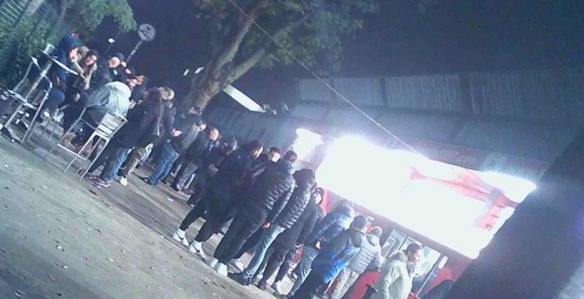 Gli ultr&agrave; dell'Inter riuniti al Baretto