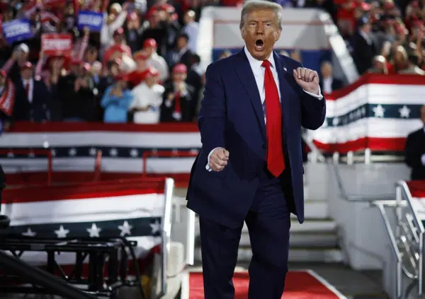 Ok, ma che caz*o &egrave; la "Trump Dance" e perch&eacute; &egrave; diventata virale? Dalla Nfl al calcio, la "danza" sta unendo l'America...