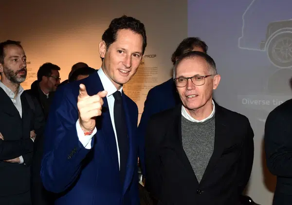 Tavares, Stellantis, Elkann, cosa c&rsquo;&egrave; dietro? Ce lo rivela Valerio Berruti (ex Repubblica): &ldquo;Grave puntare sulle auto elettriche&rdquo;. Il sostituto? &ldquo;Tra De Meo, Imparato e Filosa&hellip;&rdquo;. E su Ferrari e Hamilton "un giovane?&rdquo;. Infatti Leclerc, Verstappen e Piastri&hellip;