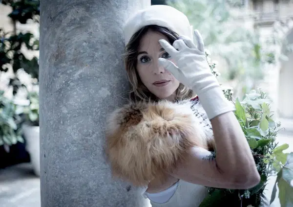 Siamo stati allo spettacolo teatrale di Milena Mancini, Il teorema di Sarah, ma com'&egrave;? Una dedica a tutte le donne in cerca di rappresentazione...