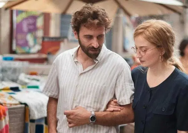 &ldquo;L'amica geniale&rdquo; su Rai 1: Pio Stellaccio svela il finale tra Enzo e Lila. E su identit&agrave; di Ferrante, calo d'ascolti e critiche su Rohrwacher e Gifuni...