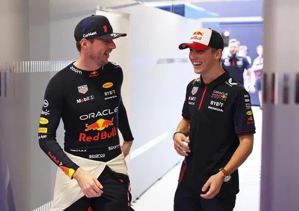 S&igrave;, &egrave; successo davvero: Perez &egrave; stato licenziato dalla Red Bull, che lo ha gi&agrave; sostituito. E intanto Verstappen ammette: "Ho fatto dei colloqui"