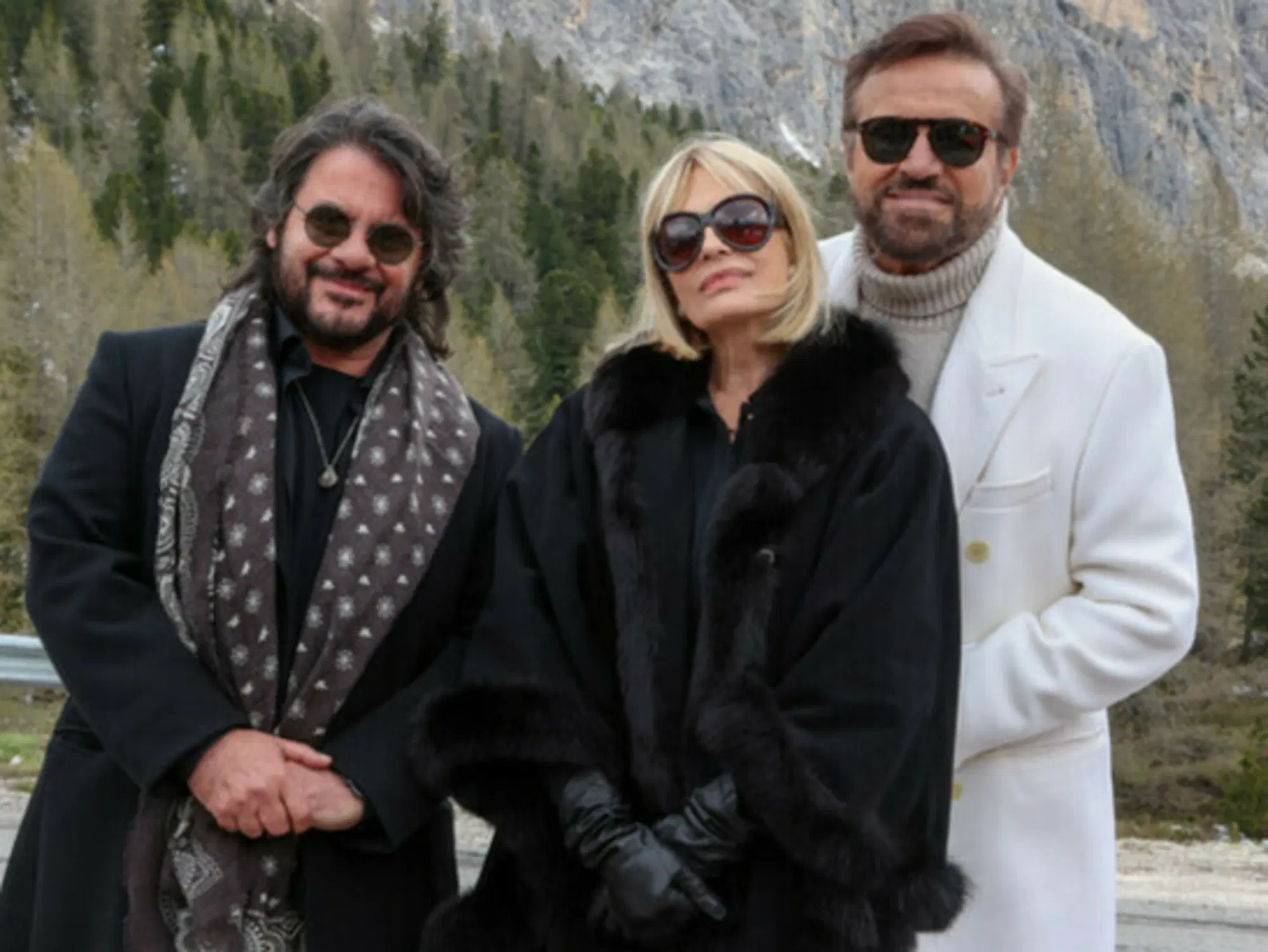 Lillo, Isabella Ferrari e Christian De Sica in "Cortina Express"