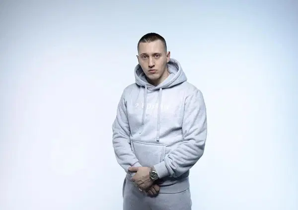 Abbiamo letto "Monaco Guerriero", di Massimo Pericolo, ma com'&egrave;? Un libro (Rizzoli) da leggere sulla salute mentale, perch&eacute;...