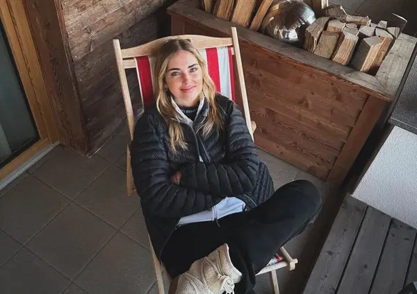 Davvero Chiara Ferragni ha rubato la foto a una ragazza senza taggarla? I follower glielo fanno notare finch&eacute; non interviene l'interessata. Catfish o appropriazione indebita? Ecco cos'&egrave; successo&hellip;