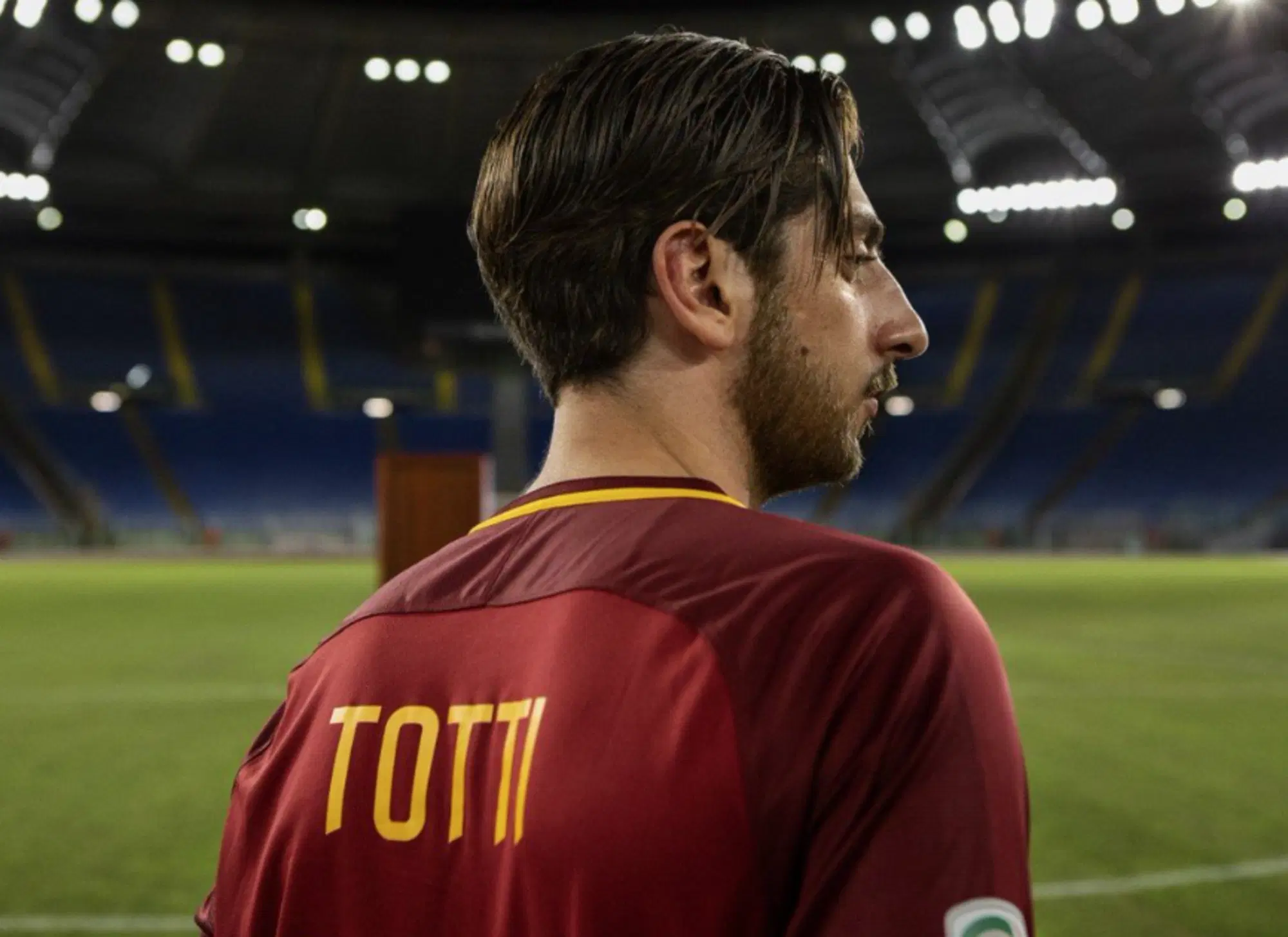 Pietro Castellitto &egrave; Francesco Totti in "Speravo de mor&igrave; prima"