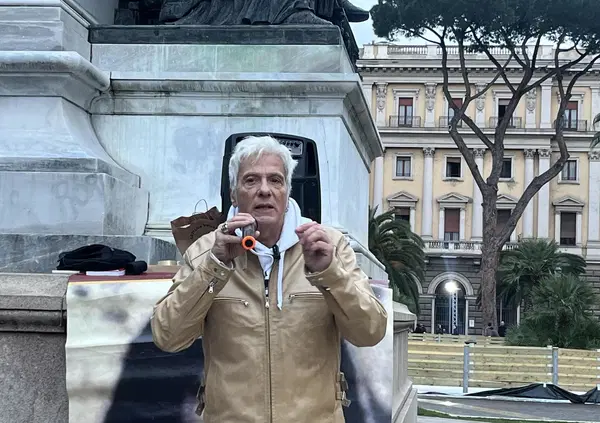 Caso Orlandi, ma davvero nella Basilica di Santa Maria Maggiore non hanno fatto entrare i turisti che avevano la foto di Emanuela? Il fratello Pietro: &ldquo;Non c'&egrave; fine alla vergogna, qualcuno dovr&agrave; scusarsi&rdquo;