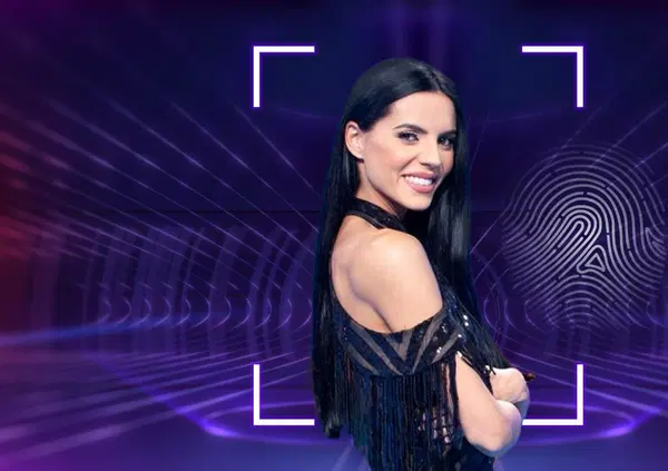 Grande Fratello, Shaila Gatta contro Stefania Orlando? Una donna pu&ograve; parlare d'amore solo a una certa et&agrave;... E i social diventano cloaca di misoginia