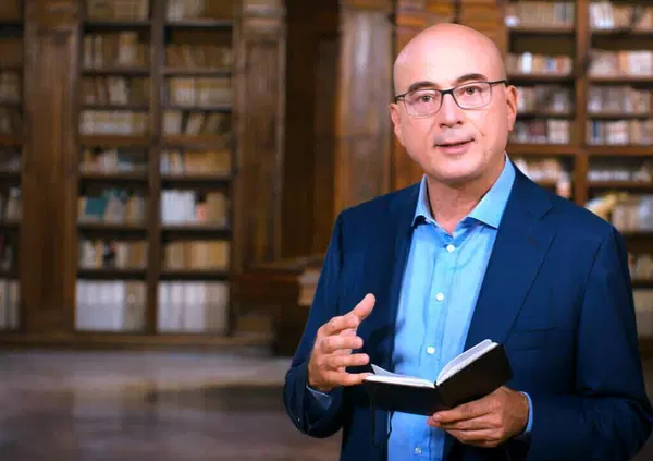 Perch&eacute; Dante continua ad affascinarci? Ce lo spiega Aldo Cazzullo in Una Giornata Particolare su La7: dalla Divina commedia a Beatrice, da Firenze e Ravenna. Ma cosa c'entrano Avati, Nespoli, Gaspari, Mercuri, Odifreddi e Nembrini?