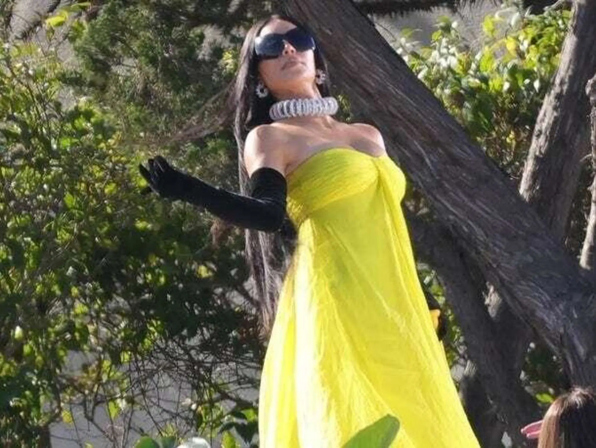 Kim Kardashian sul set di All's Fair