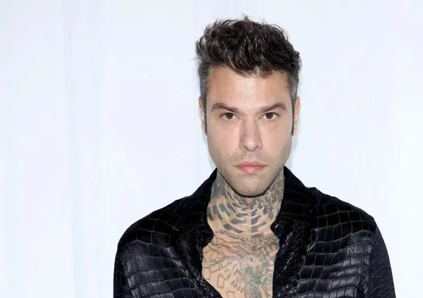 Fedez e Noemi in trend su TikTok con L'amore eternit? Ecco come un brano di dieci anni fa diventa pi&ugrave; attuale che mai dopo le rivelazioni di Fabrizio Corona...