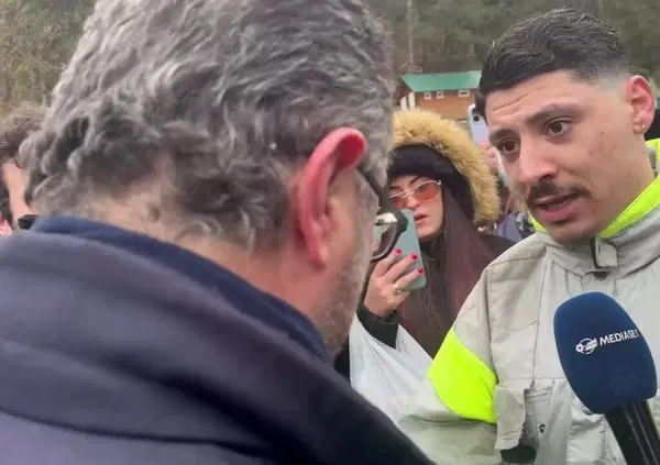 Ok, ma chi caz*o &egrave; Antony Sansone, il tiktoker che con Rita De Crescenzo tiene in ostaggio Roccaraso? Ecco come &ldquo;lo sceicco napoletano&rdquo; e la cantante neomelodica dettano l'agenda politica...