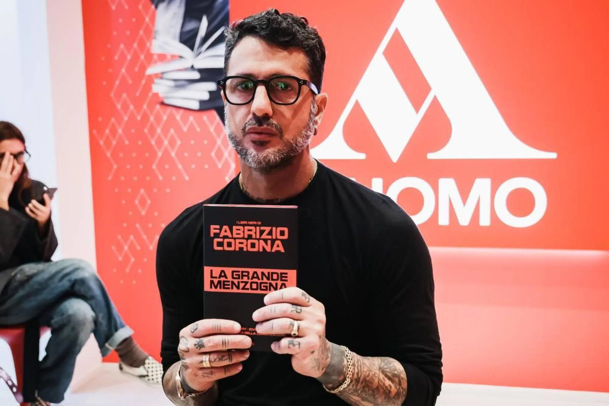 Fabrizio Corona alla presentazione del libro "La grande menzogna"