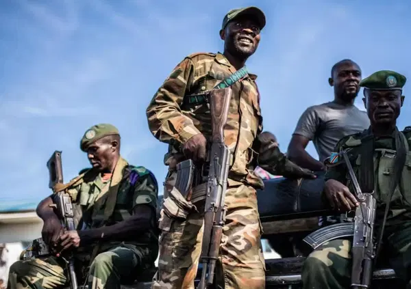 Cosa c'&egrave; dietro la guerra tra Congo e Ruanda? Le miniere (auto elettriche e industria green), gli immigrati dall'Uk, lo scontro Usa-Cina e le sponsorizzazioni con Arsenal e Psg (e forse Milan): vi sveliamo gli affari che non conoscete...