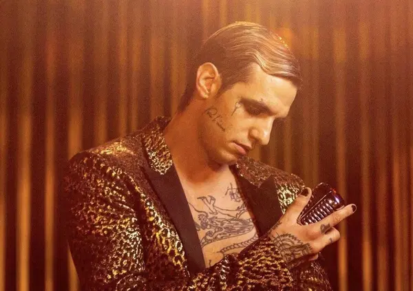 Achille Lauro che confonde il gossip con la violenza di genere &egrave; il festival dell'ipocrisia, altro che Sanremo