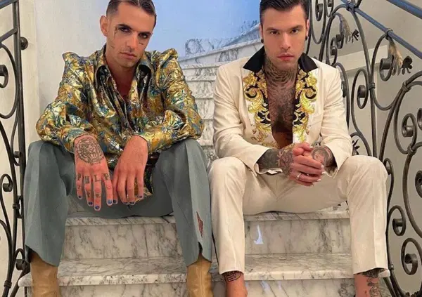 ⁩Le bombe di Corona a Falsissimo sui tradimenti di Chiara Ferragni: Achille Lauro, Diego Naska (in accordo con Fedez?), ma cosa c'entrano Bel&eacute;n Rodriguez, Sabrina Ferilli e Filippo Bisciglia?