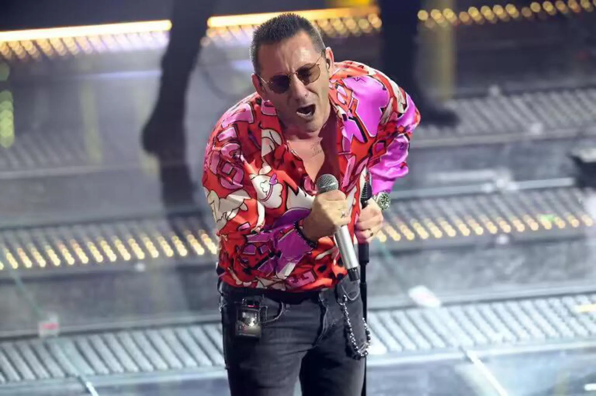 Kekko dei Mod&agrave; durante la finale di Sanremo 2025