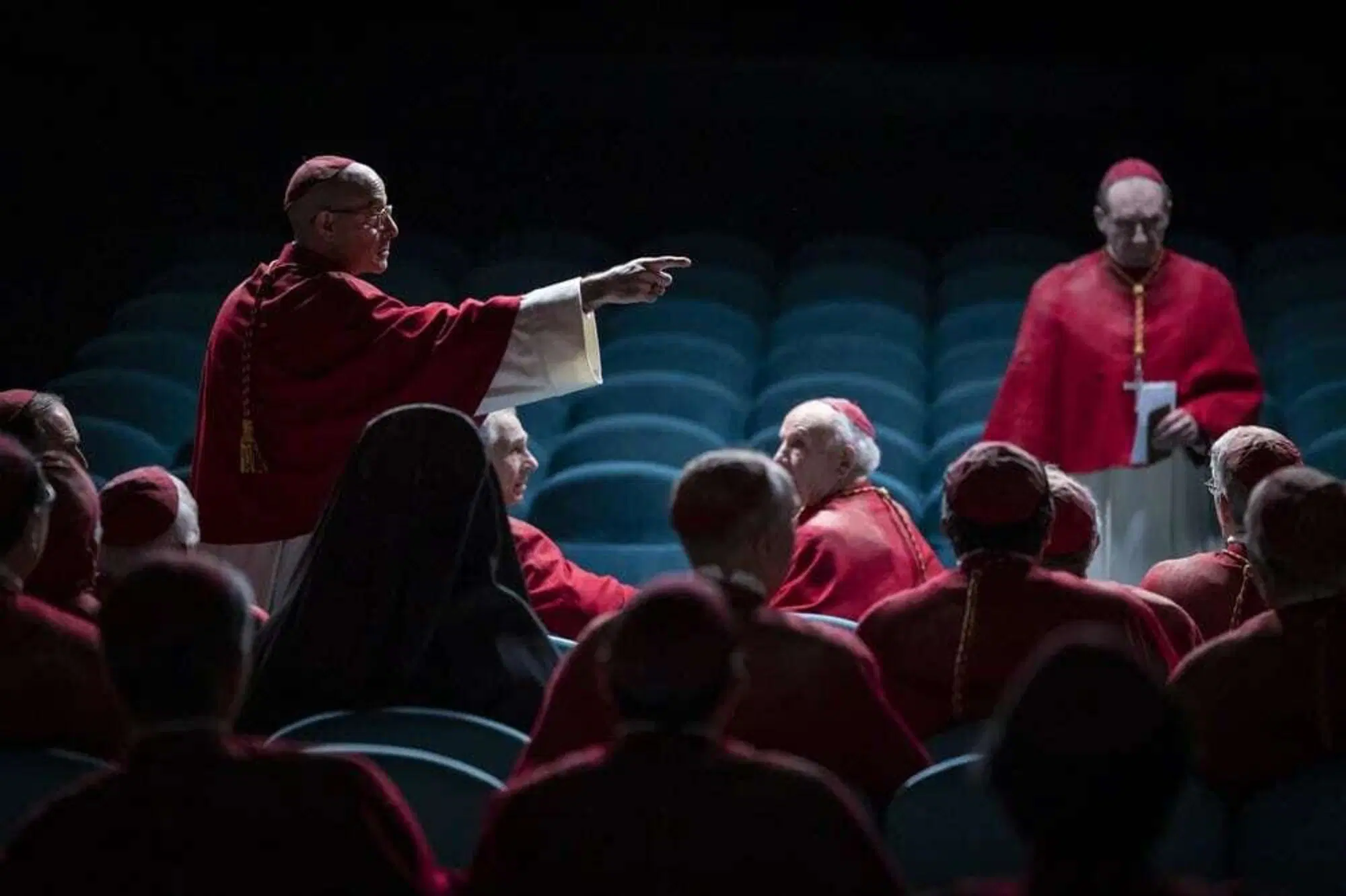 Una scena dal film "Il Conclave"