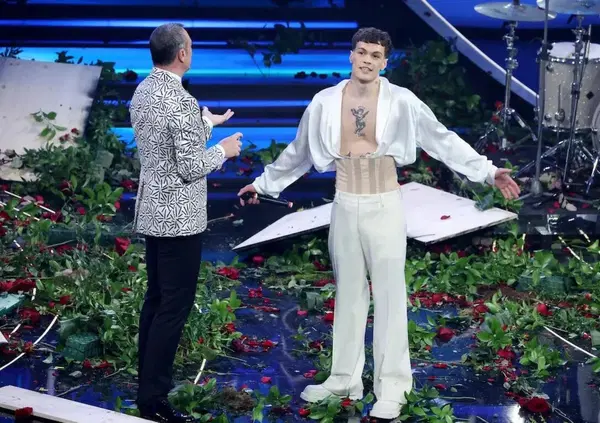 Sanremo, i fiori e lo spreco. Da Nilla Pizzi a Blanco, &egrave; ora di dire "no, grazie&rdquo;? 