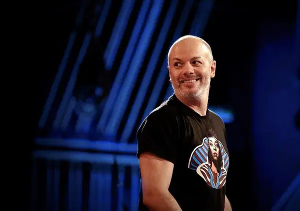 Propaganda Live su La7 svela il dietro le quinte di Sanremo 2025: Zoro (Diego Bianchi) ha trovato lo scoop dell'anno o sar&agrave; la solita ironia ben confezionata? Intanto gli ascolti latitano...