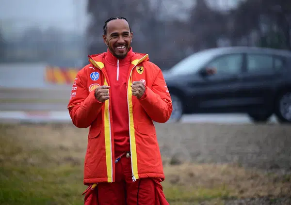 [VIDEO] La confessione di Lewis Hamilton sulla Ferrari SF-25: "Non ha niente a che vedere con la macchina che avevo prima, &egrave; unica. E la vibrazione..."