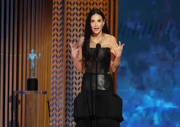 Sag Awards, ma questa cosa dell'Ozempic vi ha un po' preso la mano, signore? Guardate la magrezza estrema sul red carpet ai premi anticamera degli Oscar...