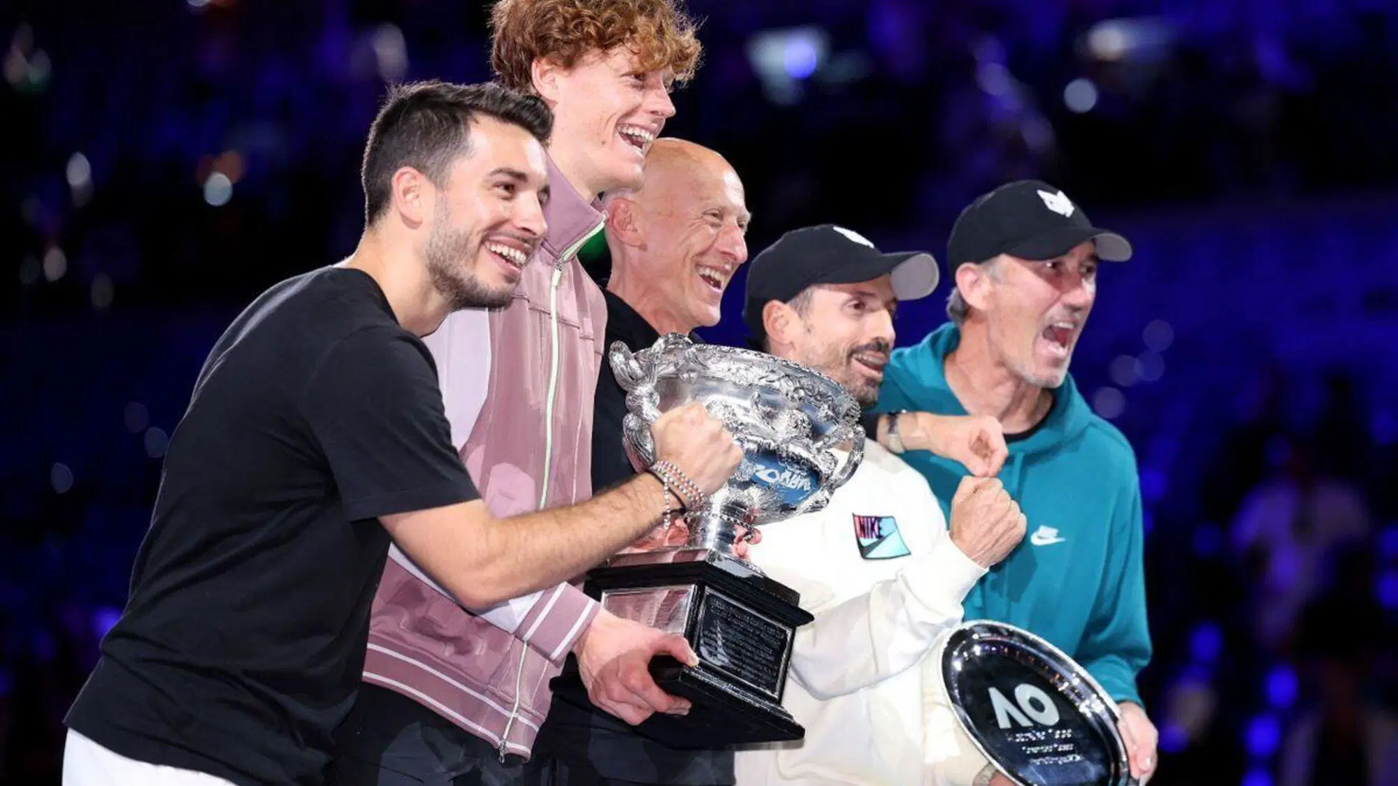 Sinner con il suo staff