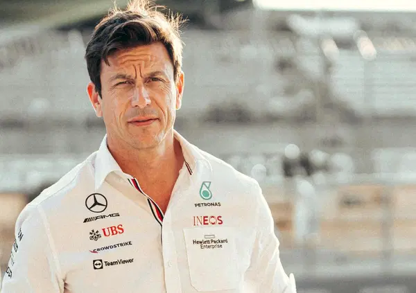 Ma Max Verstappen e Toto Wolff si vedono di nascosto? Ecco cosa dicono i loro jet privati di un pomeriggio passato ad Eindhoven