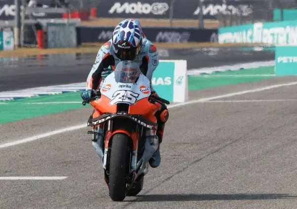 &ldquo;Perdevo un secondo e mezzo&rdquo;: anche Raul Fernandez &ldquo;tradito&rdquo; dalla gomma. Ma il problema di Marquez e quelli di Bagnaia e Quartararo non c&rsquo;entrano niente