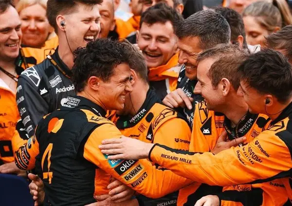 Les Folies de Melbourne: Lando Norris re d'Australia, oltre la pioggia e sopra a Verstappen. La Ferrari raccoglie i cocci di un disastro, mentre la McLaren vola