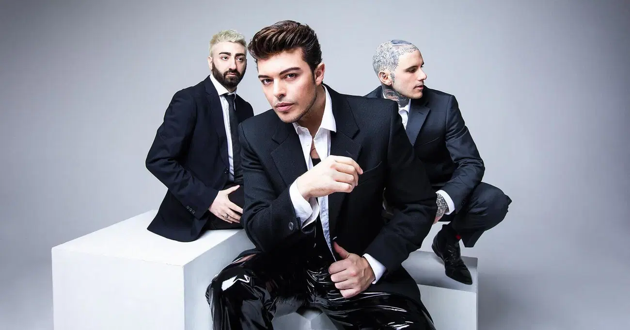 The Kolors, perch&eacute; annunciano di aver "anticipato" il tour nei palazzetti quando in realt&agrave; &egrave; stato cancellato? Infatti i biglietti dei concerti sono in modalit&agrave; "rimborso"...