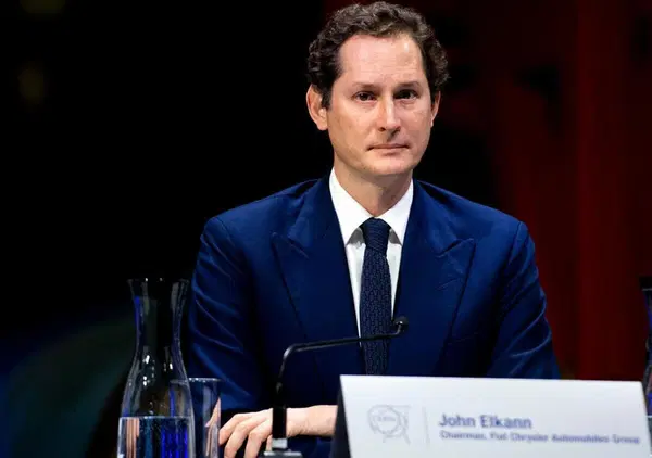 Le bombe di John Elkann in Parlamento: "Senza Stellantis? L'auto in Italia scomparsa". Elenca le tasse (14 miliardi) e gli investimenti (53), ma su Maserati e la gigafactory di Termoli...