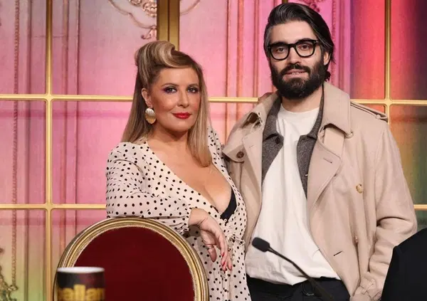 Ma di cosa si occupa la societ&agrave; di Selvaggia Lucarelli "Boutade"? Nella newsletter Vale Tutto rivela i dettagli del progetto con Lorenzo Biagiarelli: documentari, podcast e "nuove idee non da Tik Tok..."