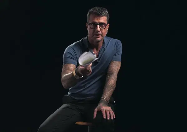 NON PAGARE! Fabrizio Corona sputtana Fedez a Falsissimo. Ma cosa c&rsquo;&egrave; nell&rsquo;ultima puntata a pagamento? Te lo diciamo noi. Dalle notizie su Chiara Ferragni e Achille Lauro, Taylor Mega e Tony Effe. E su Ale Della Giusta&hellip;