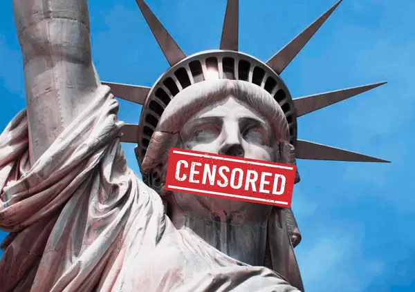 NON SIAMO MICA GLI AMERICANI: il tempo dell&rsquo;Europa &egrave; finito e ci&ograve; a cui stiamo assistendo &egrave; la fine dell&rsquo;impero Usa mentre i Brics (Russia, Cina, India, Brasile e Sudafrica) prosperano. Ma davvero siamo con Trump che esporta il fascismo? 