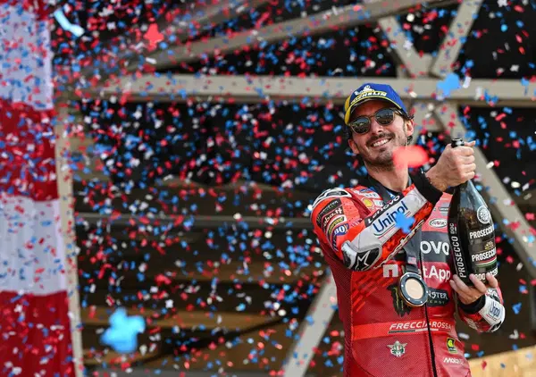 Attento Marc, non sar&agrave; sempre festa: la vera medaglia di Pecco Bagnaia ad Austin &egrave; il "vaffa" che si &egrave; preso da Marquez 