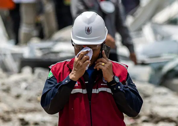 Terremoto in Myanmar e Thailandia (previsto da anni) e migliaia di morti, parla il geologo Mario Tozzi: com&rsquo;&egrave; potuto succedere un disastro cos&igrave;? E in Italia come siamo messi?