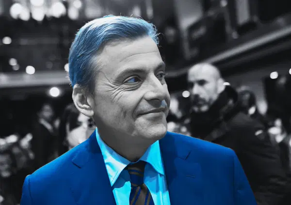 Un articolo su Carlo Calenda? &Egrave; come Calenda, non tira (ma noi lo scriviamo lo stesso perch&eacute; &egrave; un bomber: dall&rsquo;Ucraina alle alleanze &ldquo;radicali&rdquo; con Meloni) 