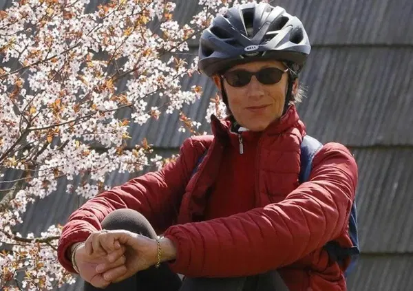 Omicidio Liliana Resinovich, l&rsquo;amante Claudio Sterpin contro la titolare del negozio della Wind: &ldquo;Qualcuno l&rsquo;ha istruita, &egrave; escluso che io sia entrato in quel posto in maniera sgarbata. Ci vedremo in tribunale&rdquo;. Davvero la donna ha cambiato versione? 