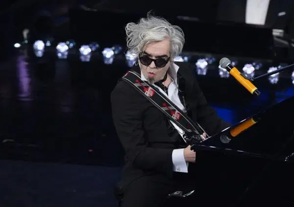 Le bombe di Morgan, &ldquo;il Kanye West italiano&rdquo;, su Stefano De Martino (&ldquo;banale&rdquo;) e Lucio Corsi (&ldquo;in fissa con Bowie&rdquo;). E asfalta persino i Bluvertigo e gli Afterhours di Manuel Agnelli&hellip;