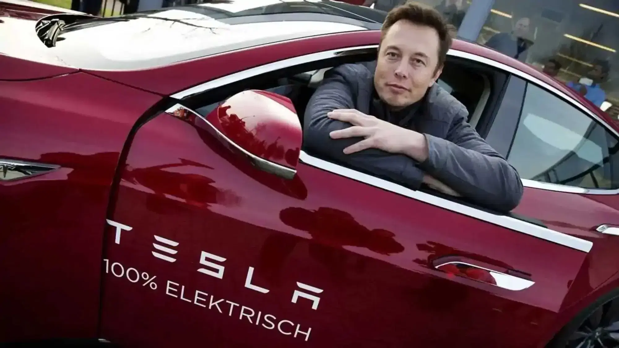 Elon Musk su una Tesla
